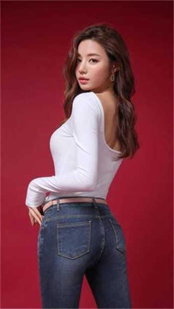 落跑甜心女主女装