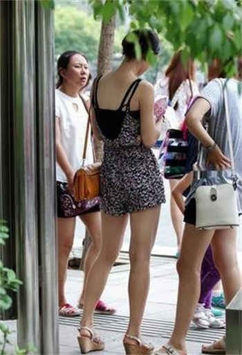 落跑甜心女主女装