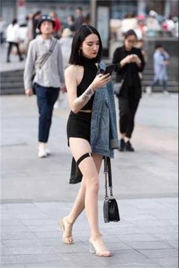 极品风俗媚娘叉图图