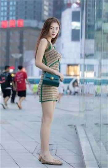 麻豆女演员寻小小图片