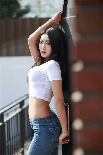 妈妈回娘家和外公木鱼