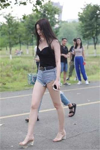 这个月不交租 电影