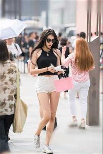 澜蔡文姬车图小说