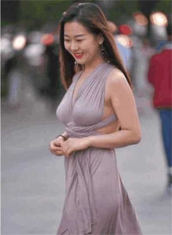 严厉女王vk
