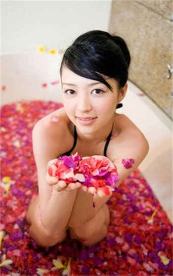 暖酱奶糖和猫内