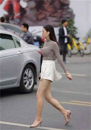 go mad是动词短语