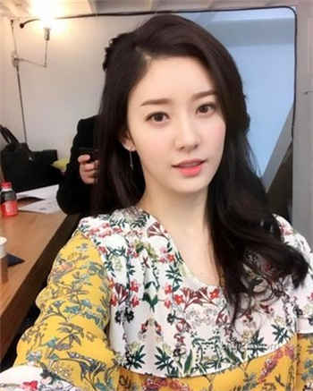 萧悦儿个人资料