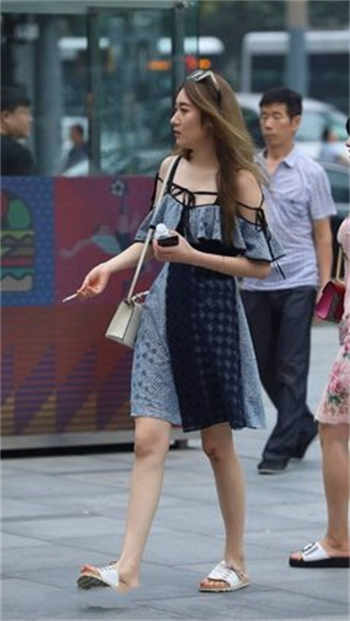 屈服有夫之妇