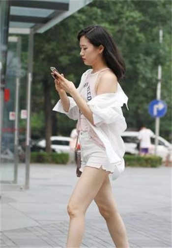 高领家的二轮花动漫