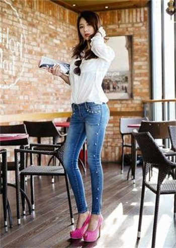 男主姓傅景琛女主苏暖