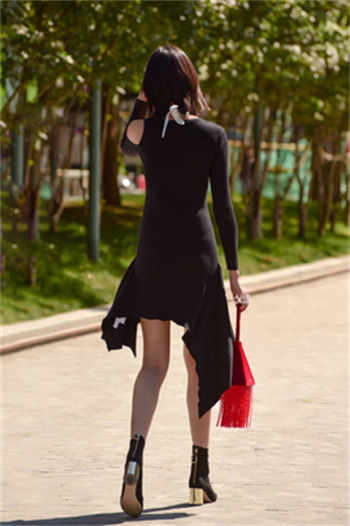 商丘一澡堂一女战四郎