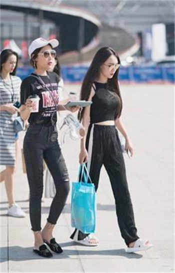 3d李芷珊和卖菜老板p