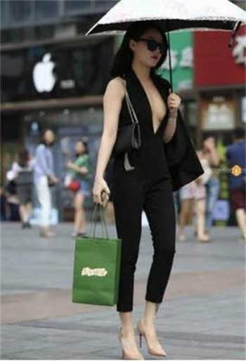 烈酒吻玫瑰闻txt